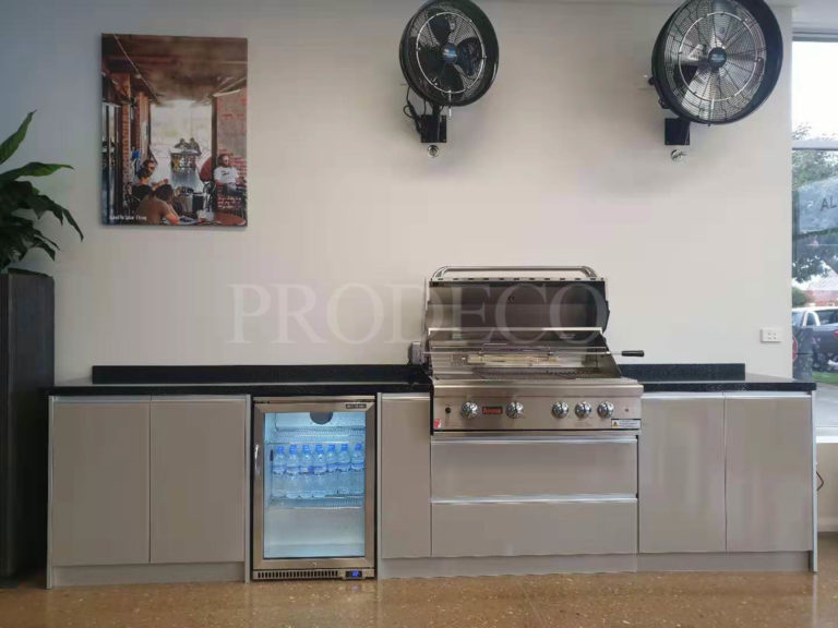 Stainless Steel Outdoor Kitchen completed