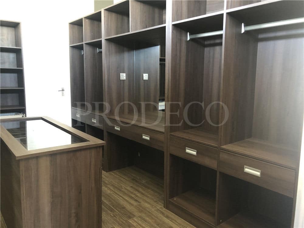 Kitchen Cabinet Manufacturer